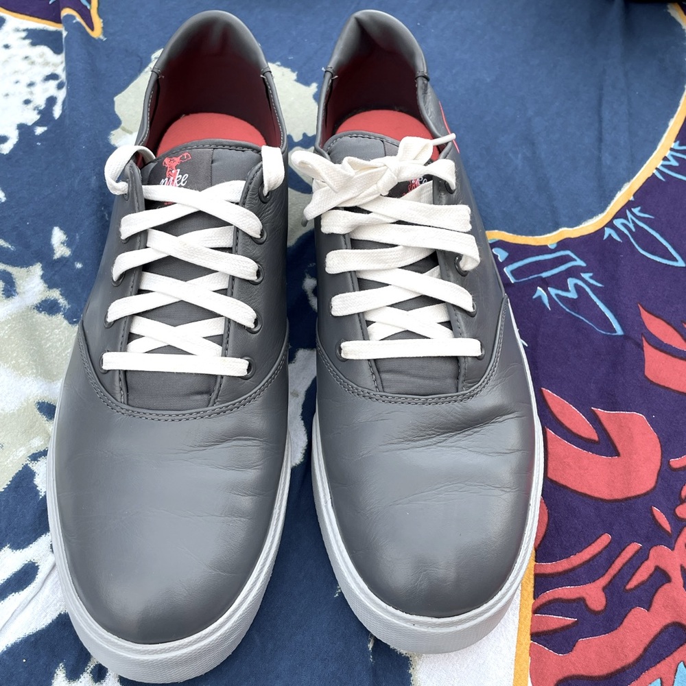 Classic used Nike Pepper low dark grey solar orange